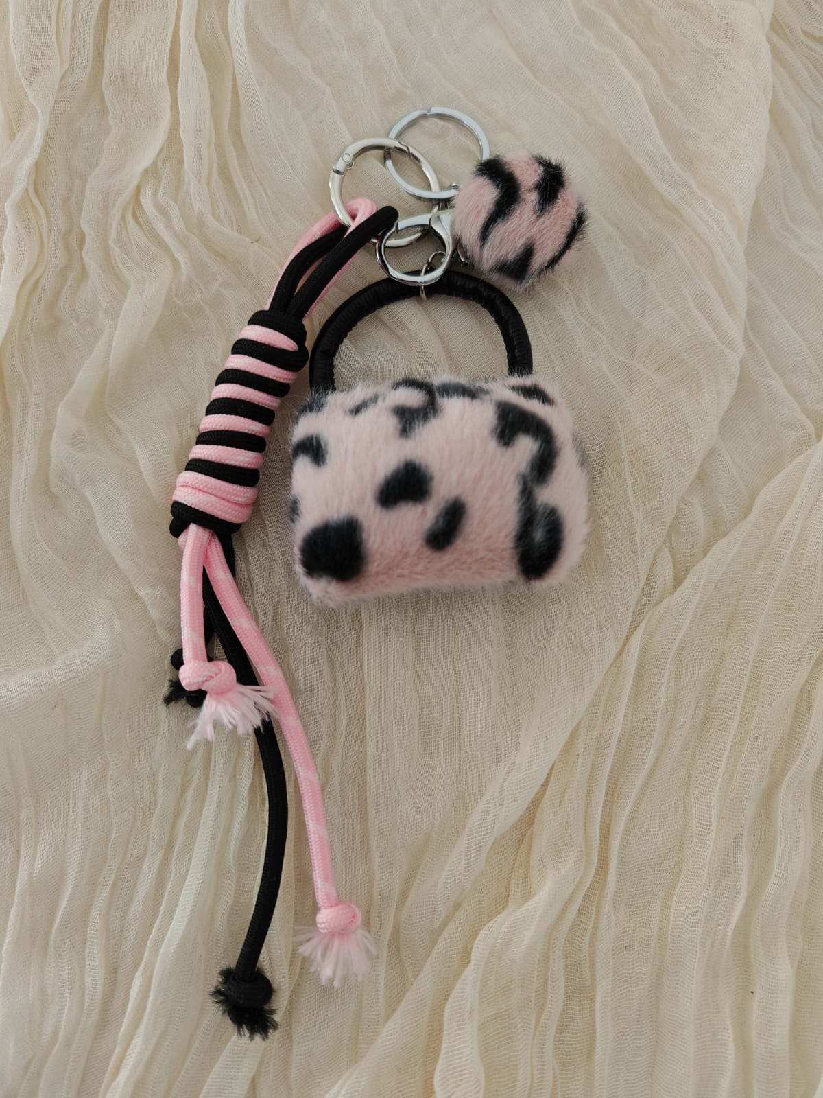 Taschenanhänger "Leo Diva"