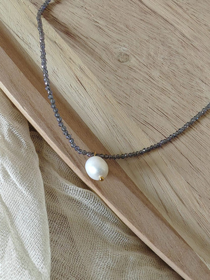 Perlenkette "Shinny"